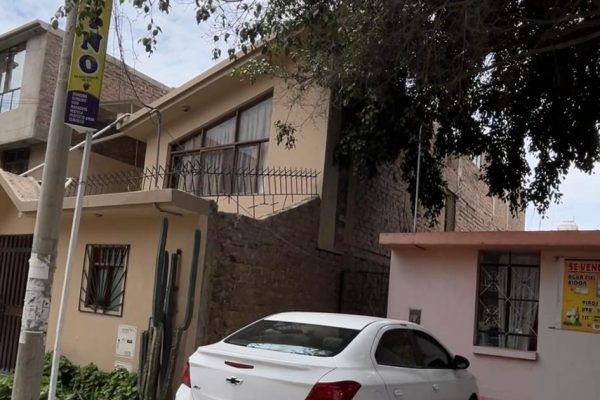 Casa Venta Urb. La Noria 1 Piso